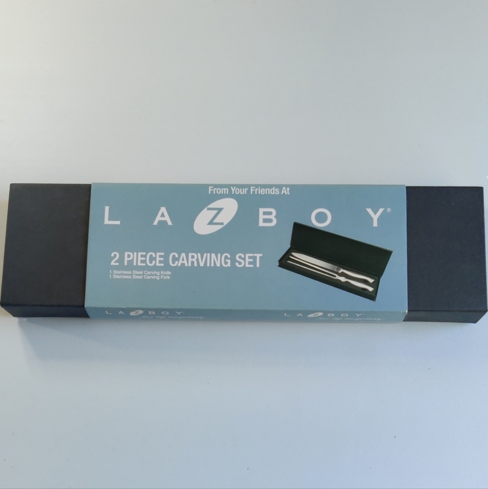 La-Z-Boy 2 Piece Carving Set-NIB